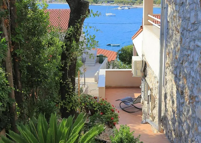 Appartement By The Sea Seget Vranjica, - 13771